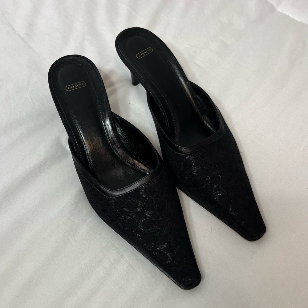 coach black pointed toe kitten heel